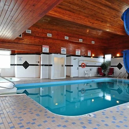Travelodge By Wyndham Golden Sportsman Lodge Екстер'єр фото