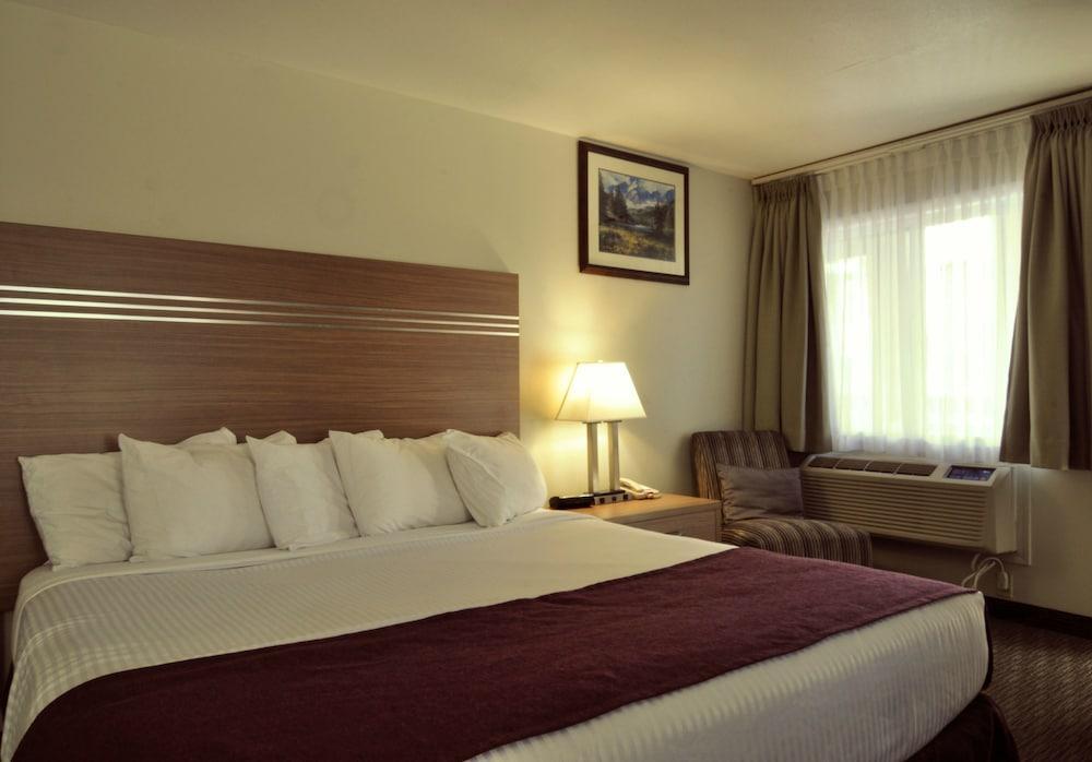 Travelodge By Wyndham Golden Sportsman Lodge Екстер'єр фото