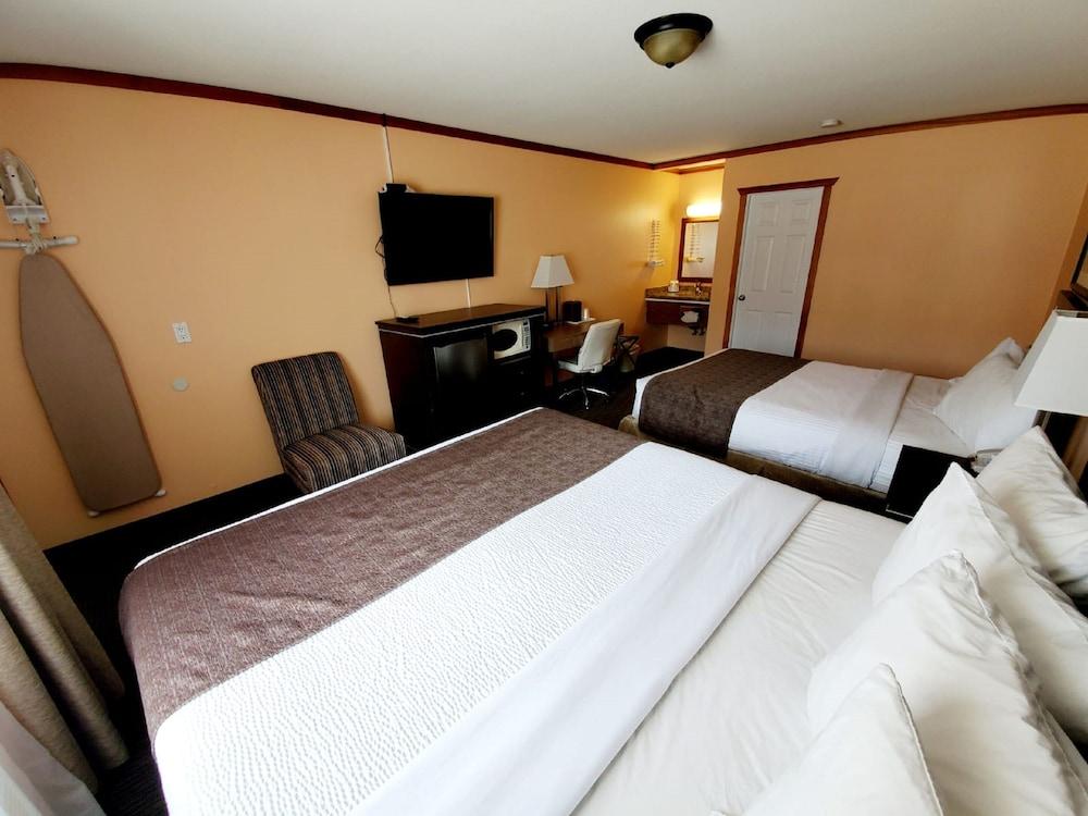 Travelodge By Wyndham Golden Sportsman Lodge Екстер'єр фото