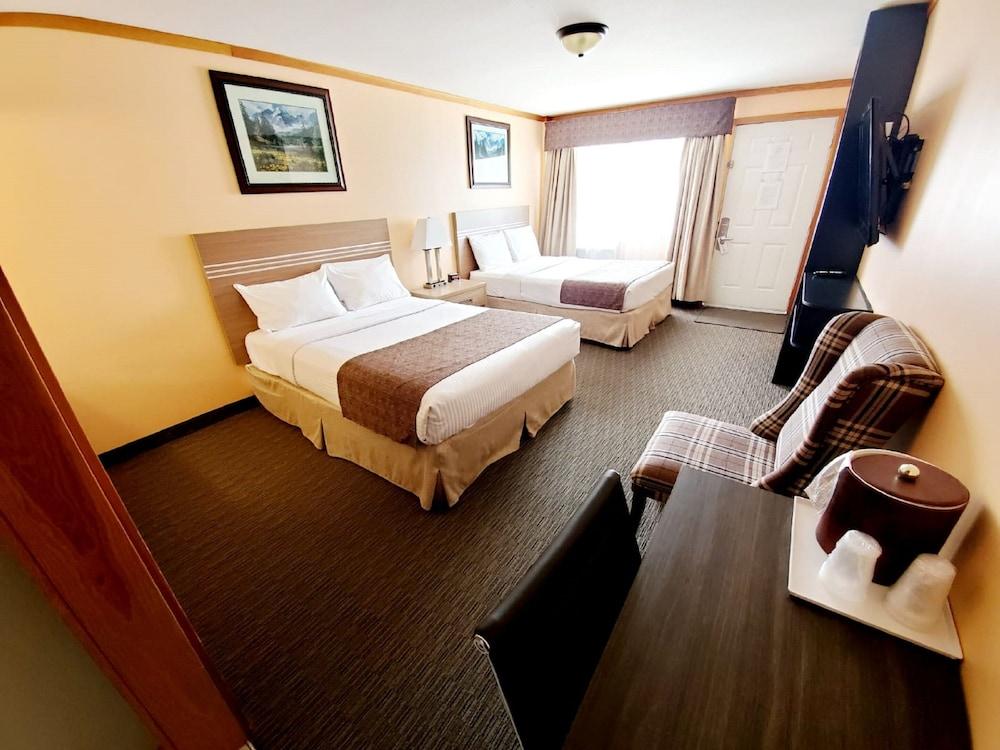 Travelodge By Wyndham Golden Sportsman Lodge Екстер'єр фото