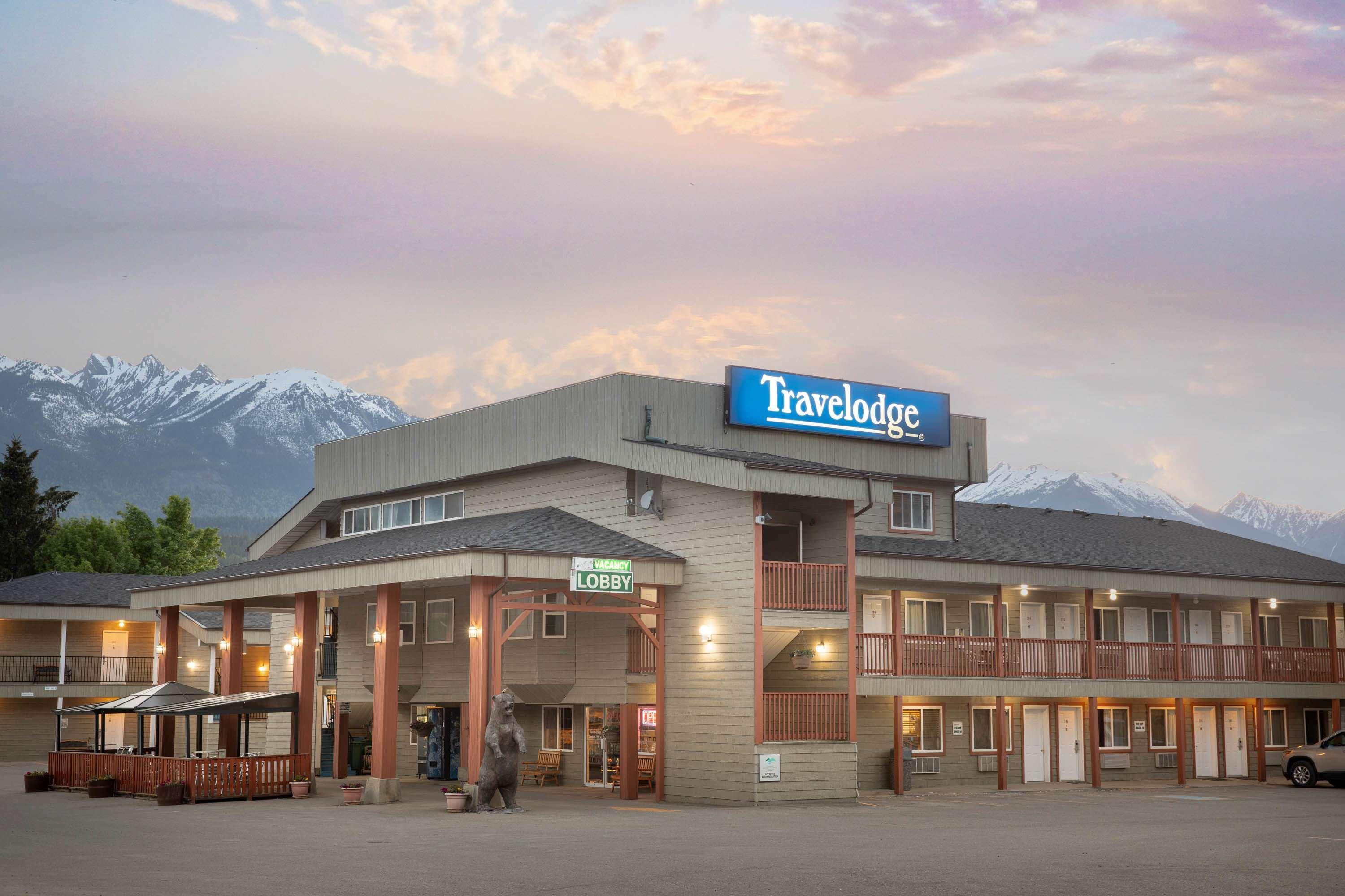 Travelodge By Wyndham Golden Sportsman Lodge Екстер'єр фото