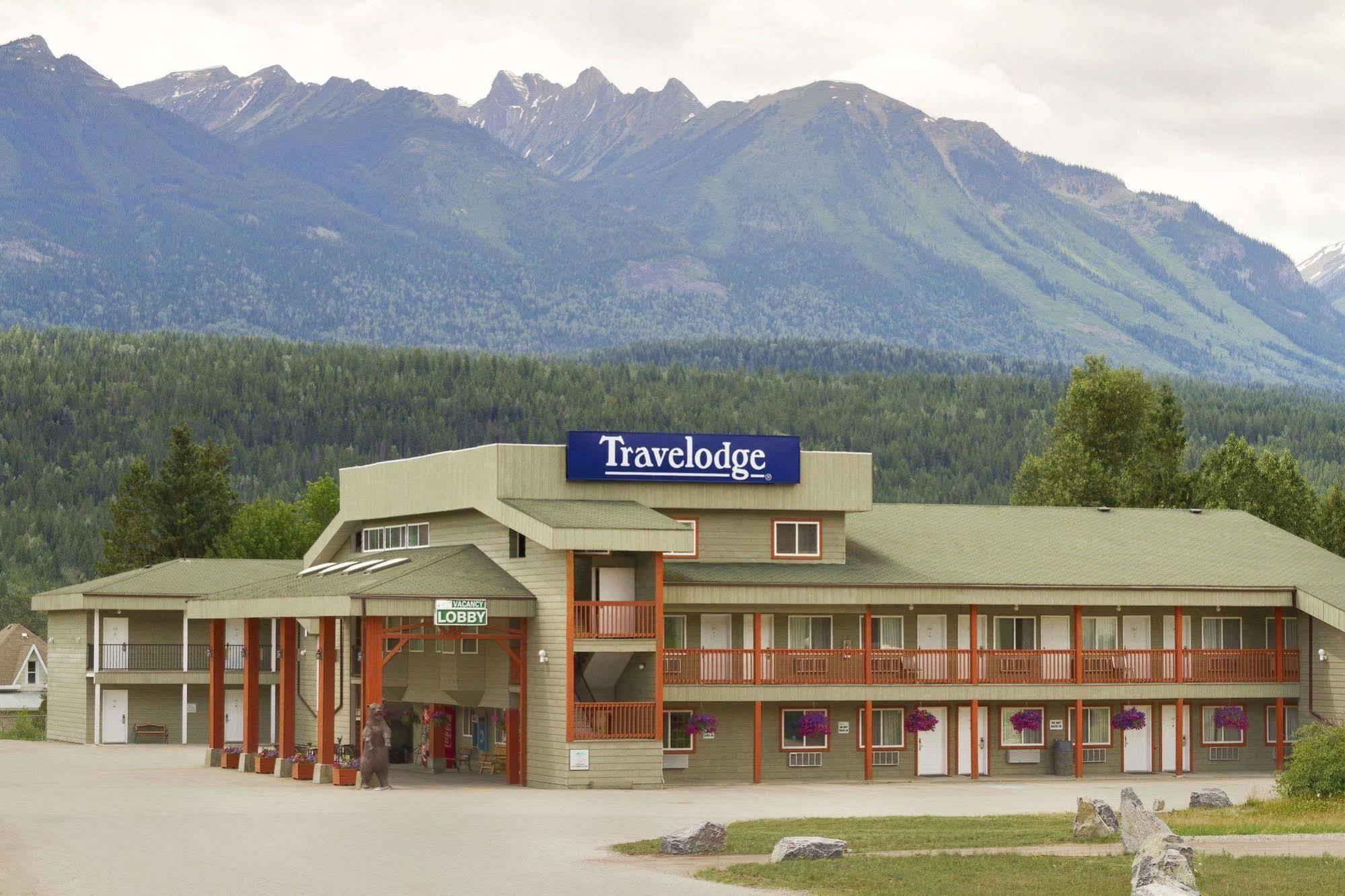 Travelodge By Wyndham Golden Sportsman Lodge Екстер'єр фото